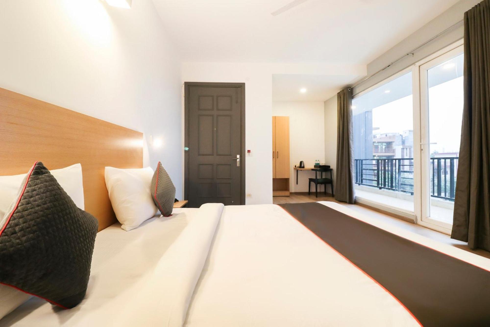 Townhouse Noida Sector 71 Near Iskcon Temple Noida Hotel Indirapuram Luaran gambar