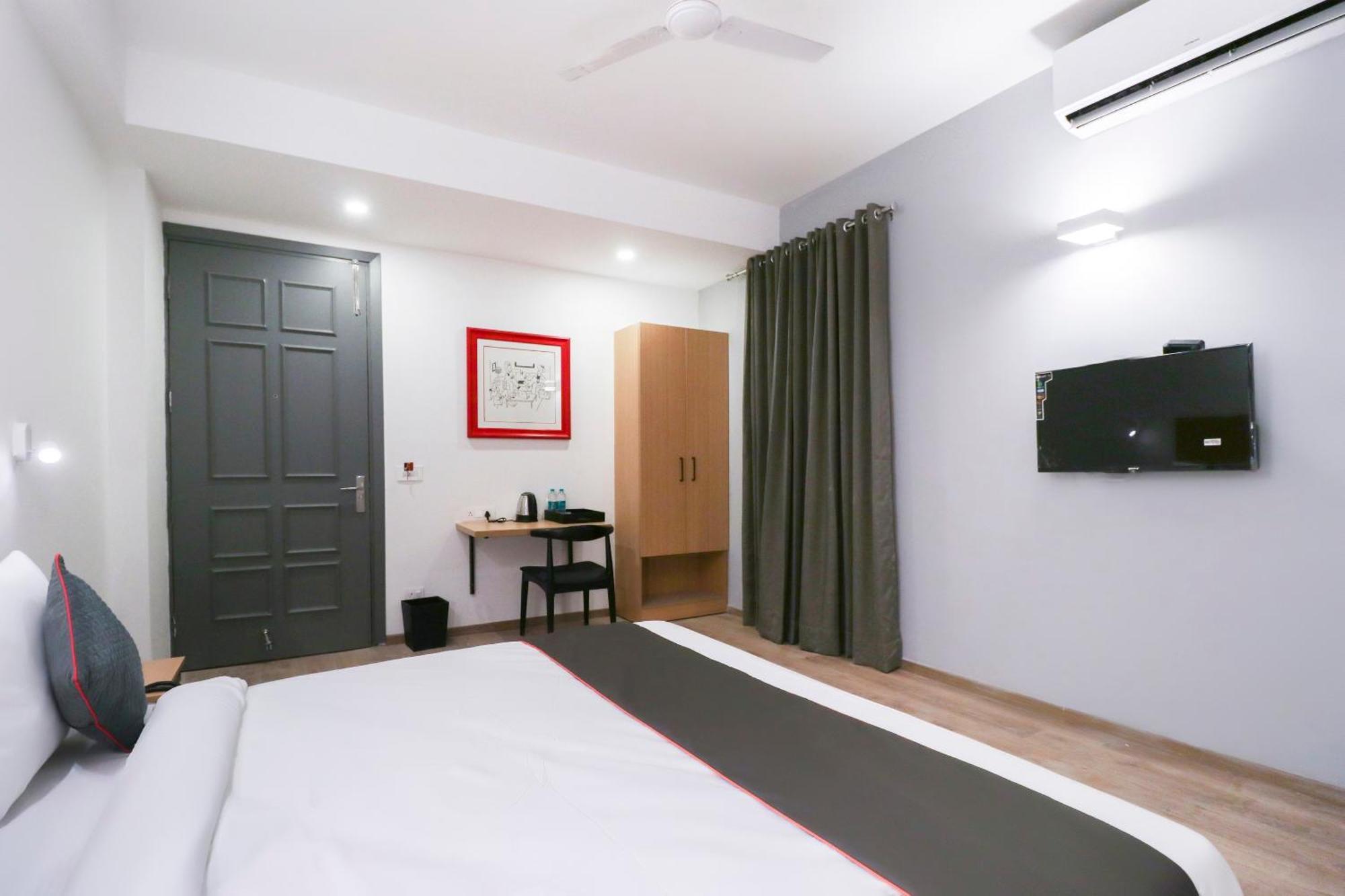 Townhouse Noida Sector 71 Near Iskcon Temple Noida Hotel Indirapuram Luaran gambar